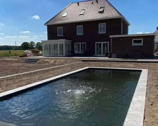 images/-zwemvijvers/02-de-heldere-zwemvijver-530x424-47e
