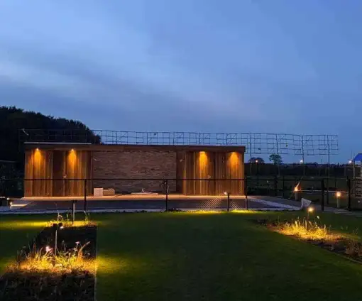 images/0000nieuws/2020/rode-esdoorn-met-sfeer-verlichting-1-510x424-069