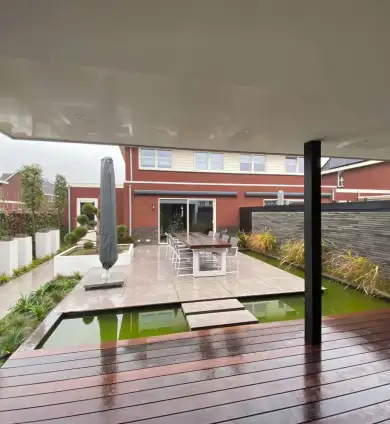 images/0000nieuws/2020/tuinoverkapping-tilburg/kaatsheuvel-luxe-tuin-overkapping-strak-en-modern-tuinaanleg-vakman-hovenier-390x424-d19