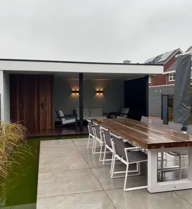 images/0000nieuws/2020/tuinoverkapping-tilburg/luxe-tuin-overkapping-strak-en-modern-tuinaanleg-vakman-hovenier-tilburg-390x424-478