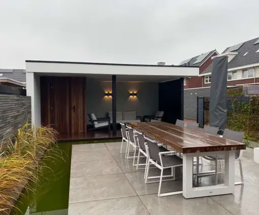 images/0000nieuws/2020/tuinoverkapping-tilburg/luxe-tuin-overkapping-strak-en-modern-tuinaanleg-vakman-hovenier-tilburg-510x424-542