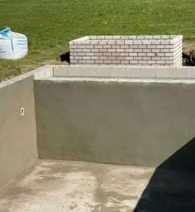 images/0000nieuws/2020/zwemvijver-aanleggen-eindhoven/zwemvjver-aanleggen-eindhoven-polyesteren-12-390x424-297