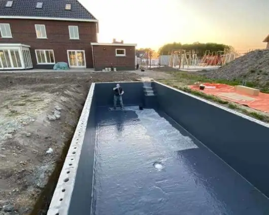 images/0000nieuws/2020/zwemvijver-aanleggen-eindhoven/zwemvjver-aanleggen-eindhoven-polyesteren-8-530x424-24a