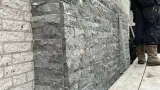 images/0000nieuws/2022/16-3-steenstrips/steenstrips-muur-maken-luxe-tuin-aanleg-tilburg-met-keramische-tegels-160x90-113