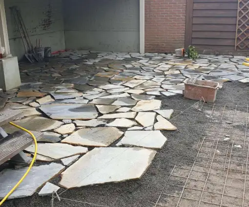 images/0000nieuws/2022/17-2-flagtone-s-gravendeel/23-2-flagstone-leggen-s-gravendeel-breda-510x424-fb0