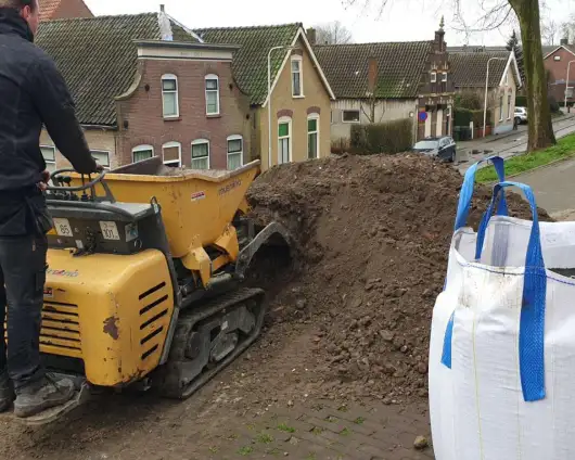 images/0000nieuws/2022/17-2-flagtone-s-gravendeel/flagstone-leggen-welke-ondergrond-toepassen-en-zetbedrijf-flagstone-530x424-878