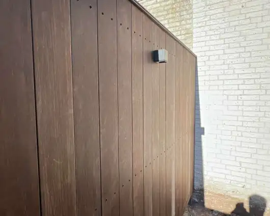 images/0000nieuws/2022/2-3-bamboe-schutting/bijzonder-materiaal-gebruiken-voor-een-schutting-bamboe-planken-eindhoven-530x424-83a
