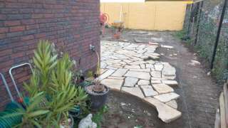 flagstone yellow brazil udenhout leggen in de tuin 