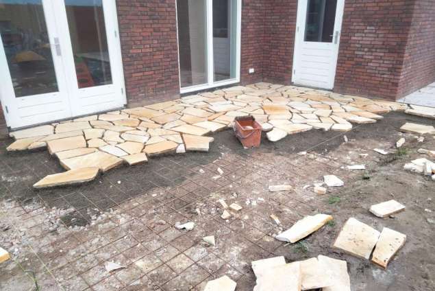 flagstone yellow brazil udenhout leggen in de tuin 