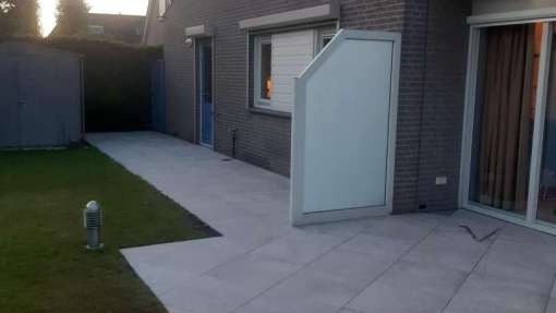 images/0000nieuws/2022/21-5-vlijmen/keramische-terras-tegels-leggen-breda-tilburg-waalwijk-510x287-f83