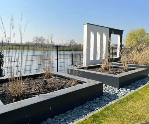images/0000nieuws/2022/23-3-liem/tuinaanleg-rotterdam-moderne-tuin-510x424-799
