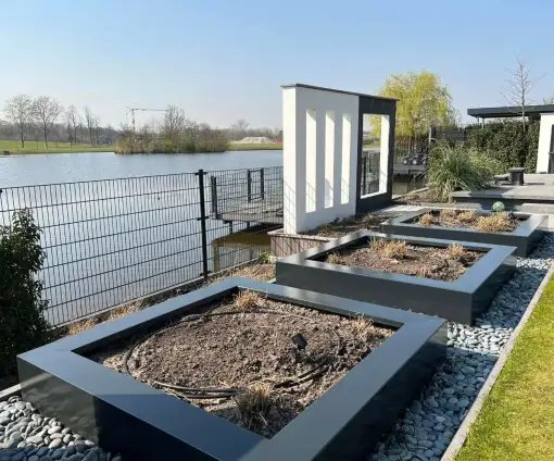 images/0000nieuws/2022/23-3-liem/tuinaanleg-rotterdam-moderne-tuin-adezz-510x424-734