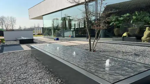 images/0000nieuws/2022/23-3-liem/tuinaanleg-rotterdam-moderne-tuin-watertafel-510x287-4a1