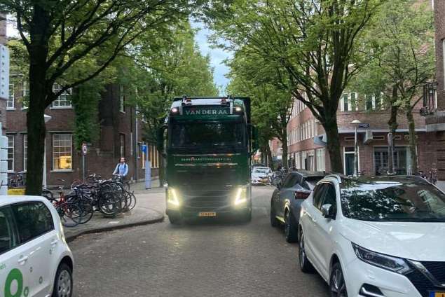 omgevallen boom opruimen door storm in Amsterdam