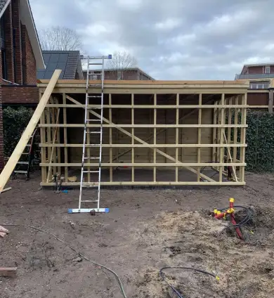 images/0000nieuws/2023/1-pim-noodermeer-amstelveen/moderne-luxe-tuin-aanleggen-amstelveen-rotterdam-breda5-390x424-57c