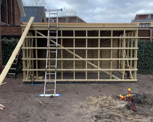 images/0000nieuws/2023/1-pim-noodermeer-amstelveen/moderne-luxe-tuin-aanleggen-amstelveen-rotterdam-breda5-530x424-3a5