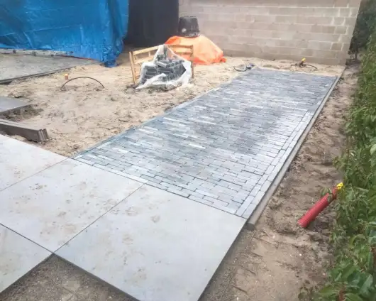 images/0000nieuws/2023/1-pim-noodermeer-amstelveen/tuin-aanleggen-amstelveen-keramische-tegels-530x424-bef