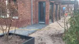 images/0000nieuws/2023/1-pim-noodermeer-amstelveen/tuin-aanleggen-amstelveen-keramische-tegels3-257x145-dd7