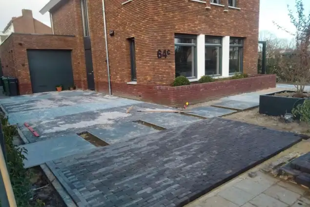images/0000nieuws/2023/1-pim-noodermeer-amstelveen/tuinaanleggen-amstelveen-hoveniers-bedrijf-2-635x424-d8f