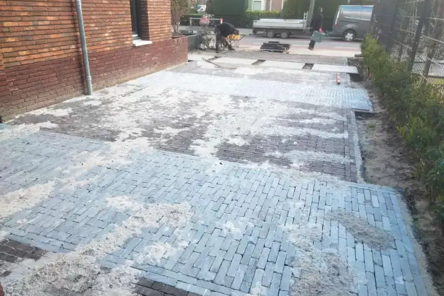 images/0000nieuws/2023/1-pim-noodermeer-amstelveen/tuinaanleggen-amstelveen-hoveniers-bedrijf-4-635x424-ea4