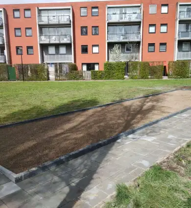 images/0000nieuws/2024/1-jou-de-boule-baan/jeu-de-boules-aanleggen-welke-kosten-breda-390x424-6b1