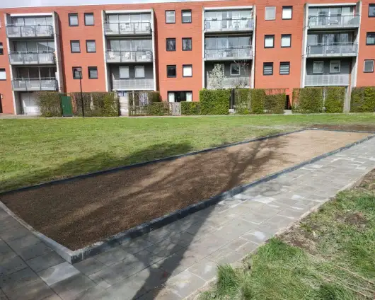 images/0000nieuws/2024/1-jou-de-boule-baan/jeu-de-boules-aanleggen-welke-kosten-breda-530x424-9a0
