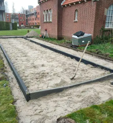 images/0000nieuws/2024/1-jou-de-boule-baan/jeu-de-boules-aanleggen-welke-kosten-breda5-390x424-853