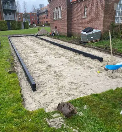 images/0000nieuws/2024/1-jou-de-boule-baan/jeu-de-boules-aanleggen-welke-kosten-breda7-390x424-db2