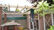 images/001-tuinaanleg-ettenleur/002gerrit-de-jong/Son-moderne-tuinoverkapping-Breda-210x119-2c4