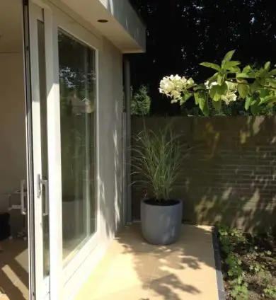 images/001-tuinaanleg-ettenleur/002gerrit-de-jong/Waalwijk-moderne-luxe-tuinhuizen-057-390x424-b77