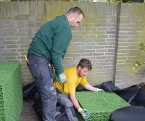images/001-tuinaanleg-ettenleur/002gerrit-de-jong/infeltratie-boxen-water-opslaan-in-eigen-tuin-510x424-6bf