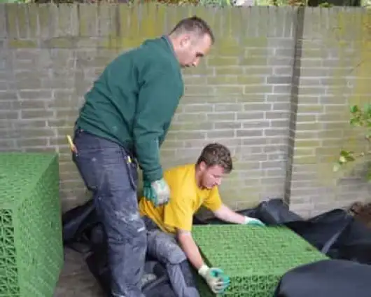 images/001-tuinaanleg-ettenleur/002gerrit-de-jong/infeltratie-boxen-water-opslaan-in-eigen-tuin-530x424-1df