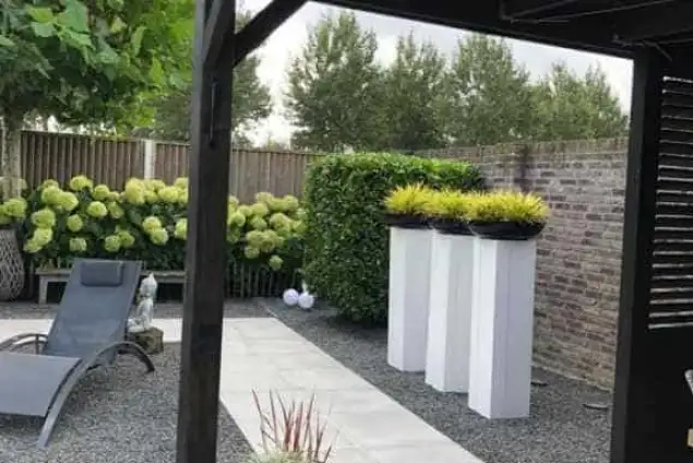images/001-tuinaanleg-ettenleur/1-oktober-marion-tuinaanleg/Tuin-laten-aanleggen-Tilburg-635x424-734