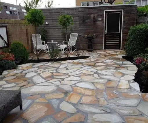 images/001-tuinaanleg-ettenleur/flagstonevloer/1-flagstone-vloer-laten-leggen-510x424-b71