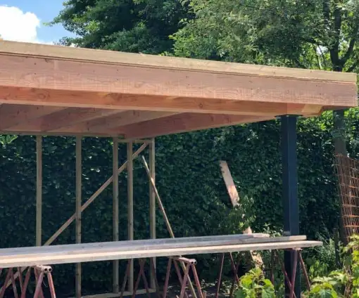 images/001-tuinaanleg-ettenleur/lies-sintmichelgestel/Tuinoverkapping-maken-kruispunt-510x424-686
