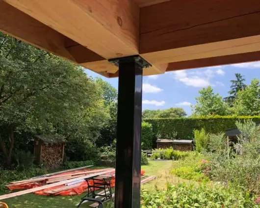images/001-tuinaanleg-ettenleur/lies-sintmichelgestel/tuinoverkapping-dak-contructie-530x424-b5b