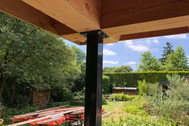 images/001-tuinaanleg-ettenleur/lies-sintmichelgestel/tuinoverkapping-dak-contructie-635x424-9f7
