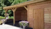images/001-tuinaanleg-ettenleur/maatwerk-tuinoverkapping/5-tuinoverkapping-met-natuursteen-en-douglas-palen-staanders-210x119-589