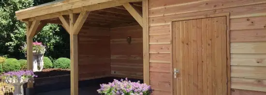 images/001-tuinaanleg-ettenleur/maatwerk-tuinoverkapping/5-tuinoverkapping-met-natuursteen-en-douglas-palen-staanders-550x197-736