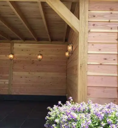 images/001-tuinaanleg-ettenleur/maatwerk-tuinoverkapping/8-Maatwerk-tuinoverkapping-douglas-hout-Eindhoven-390x424-378