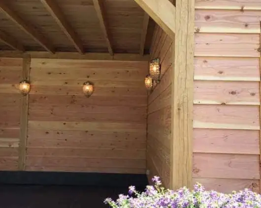 images/001-tuinaanleg-ettenleur/maatwerk-tuinoverkapping/8-Maatwerk-tuinoverkapping-douglas-hout-Eindhoven-530x424-794