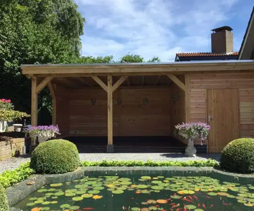 images/001-tuinaanleg-ettenleur/maatwerk-tuinoverkapping/9-Geschaafd-potdeksel-planken-douglas-hout-510x424-be7