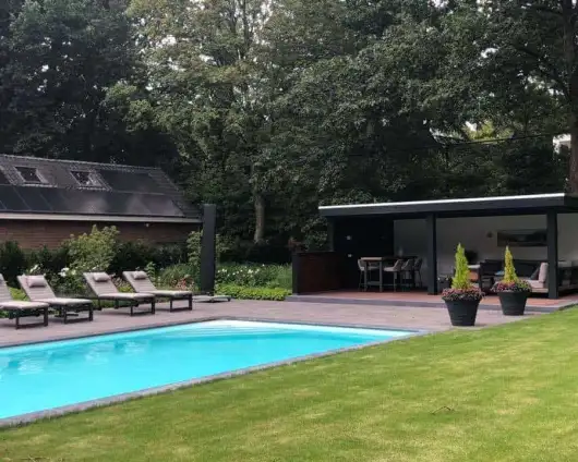 images/001-tuinaanleg-ettenleur/poolhouse-2-juli-2019/luxe-tuinoverkapping-eindhoven-Tilburg(1)-530x424-b94