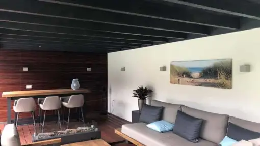images/001-tuinaanleg-ettenleur/poolhouse-2-juli-2019/tuinoverkapping-vakman-wie-heeft-er-tijd-510x287-5c5
