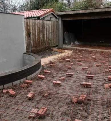 images/001-tuinaanleg-ettenleur/tuin-renovatie-Eindhoven-390x424-b69