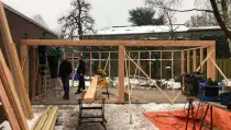 images/001-tuinaanleg-ettenleur/tuinschuur-oss/welke-vakman-heeft-tijd-om-een-maatwerk-tuinschuur-te-maken-oss-douglashout-210x119-a9f