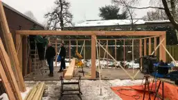 images/001-tuinaanleg-ettenleur/tuinschuur-oss/welke-vakman-heeft-tijd-om-een-maatwerk-tuinschuur-te-maken-oss-douglashout-257x145-e1b