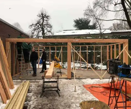 images/001-tuinaanleg-ettenleur/tuinschuur-oss/welke-vakman-heeft-tijd-om-een-maatwerk-tuinschuur-te-maken-oss-douglashout-510x424-085