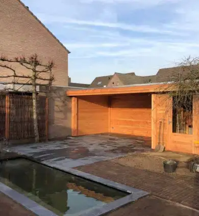 images/001-tuinaanleg-ettenleur/valkenswaard/douglas-tuinoverkapping-valkenswaard-390x424-b1f