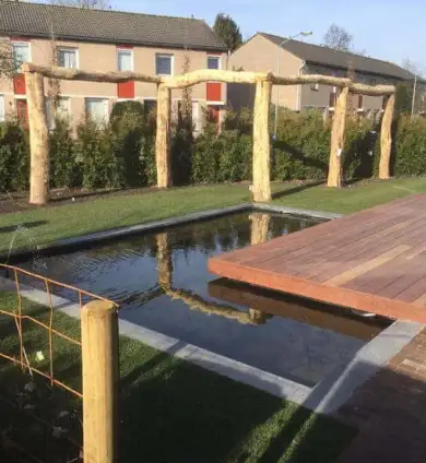 images/001-tuinaanleg-ettenleur/valkenswaard/natuurlijke-pergola-maken-hoe-doe-je-dat-Eindhoven-390x424-b1f